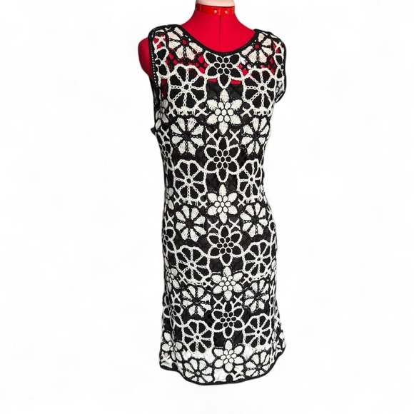 Dresses & Skirts - Zarr Collection black and white floral crochet dress w black slip dress size XL